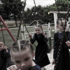 Обложка Crystal Castles – Chloroform